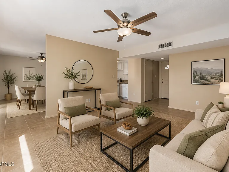 1241 W Laredo St — Photo 3