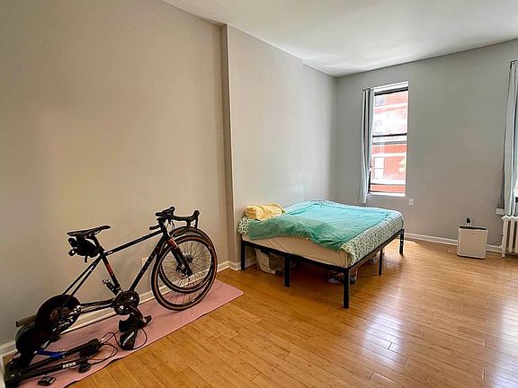 3rd image of 173 E 90th St APT 2B