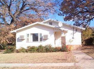 212 S Ostrom Ave, Eastland, TX 76448
