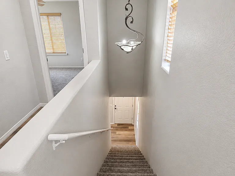 17639 W Hearn Rd — Photo 11