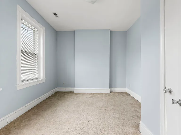 2107 W Main St — Photo 4