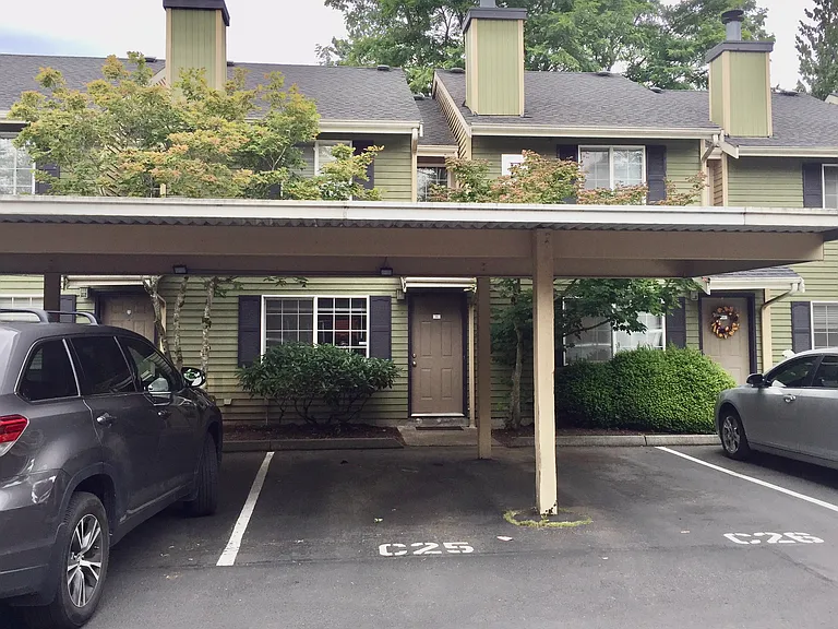 412 Center Rd #F2 — Photo 2