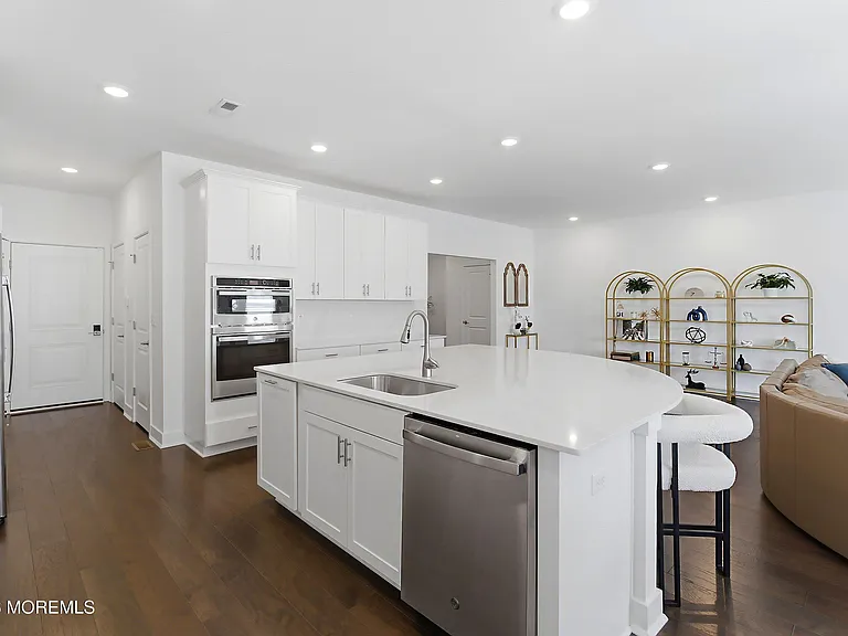 1402 Journey Ave — Photo 13