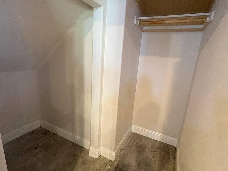 2214 N Hall Ct — Photo 6