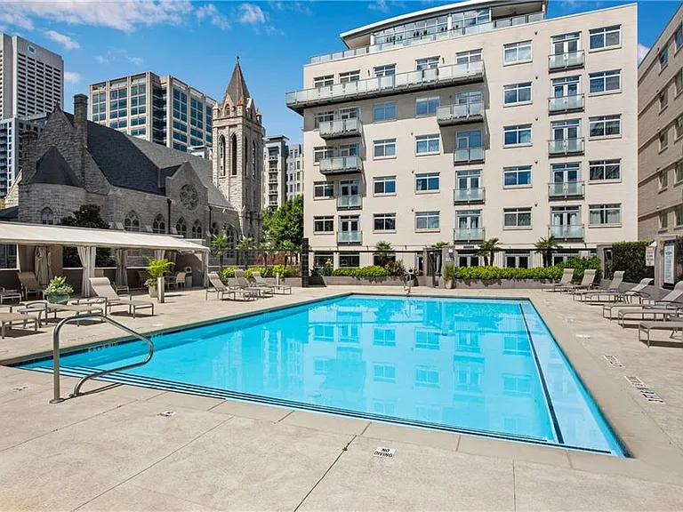 805 Peachtree St NE #306 — Photo 2