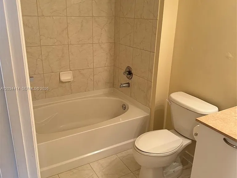 3180 SW 22nd St #701 — Photo 31