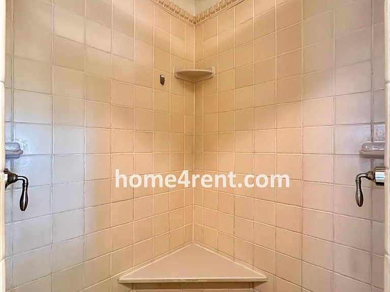 211 W 66th St — Photo 27