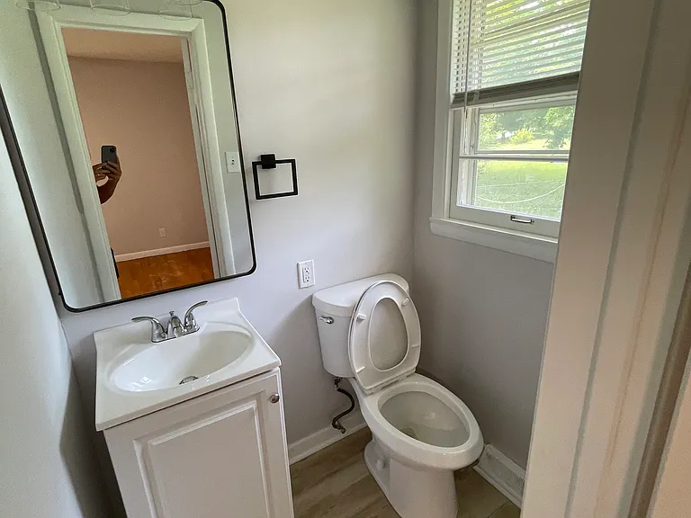 7840 Campbell St — Photo 23