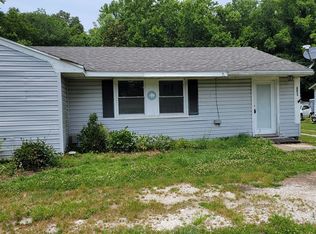 8024 Seaside Rd, Nassawadox, VA 23413