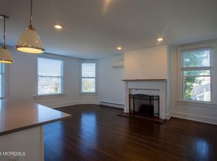 35 Ocean Blvd APT 3, Atlantic Highlands, NJ 07716