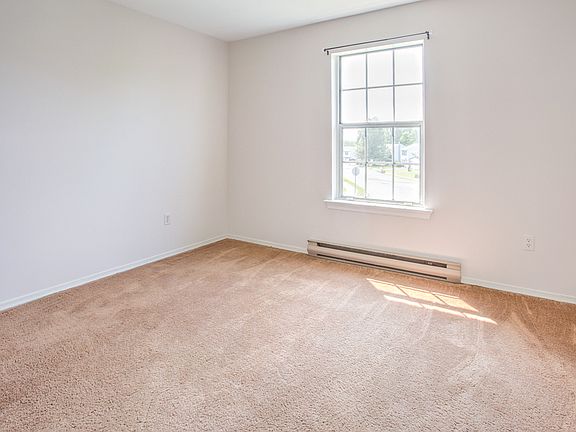 2nd image of 621 Lancaster Ave