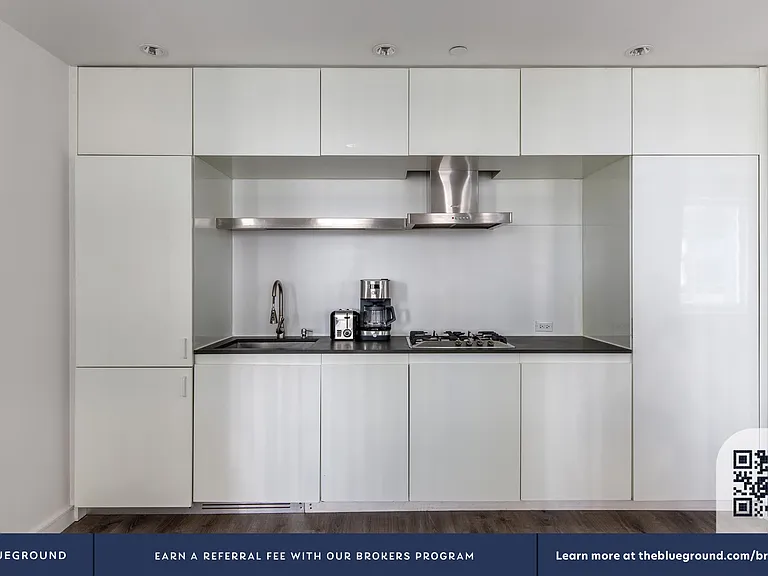 70 W 45th St #41A — Photo 9