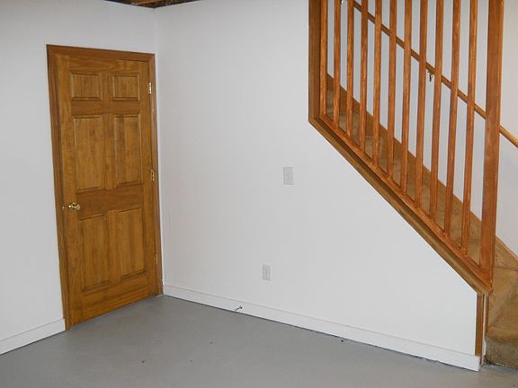 4th image of 602 Juniper Ln NW
