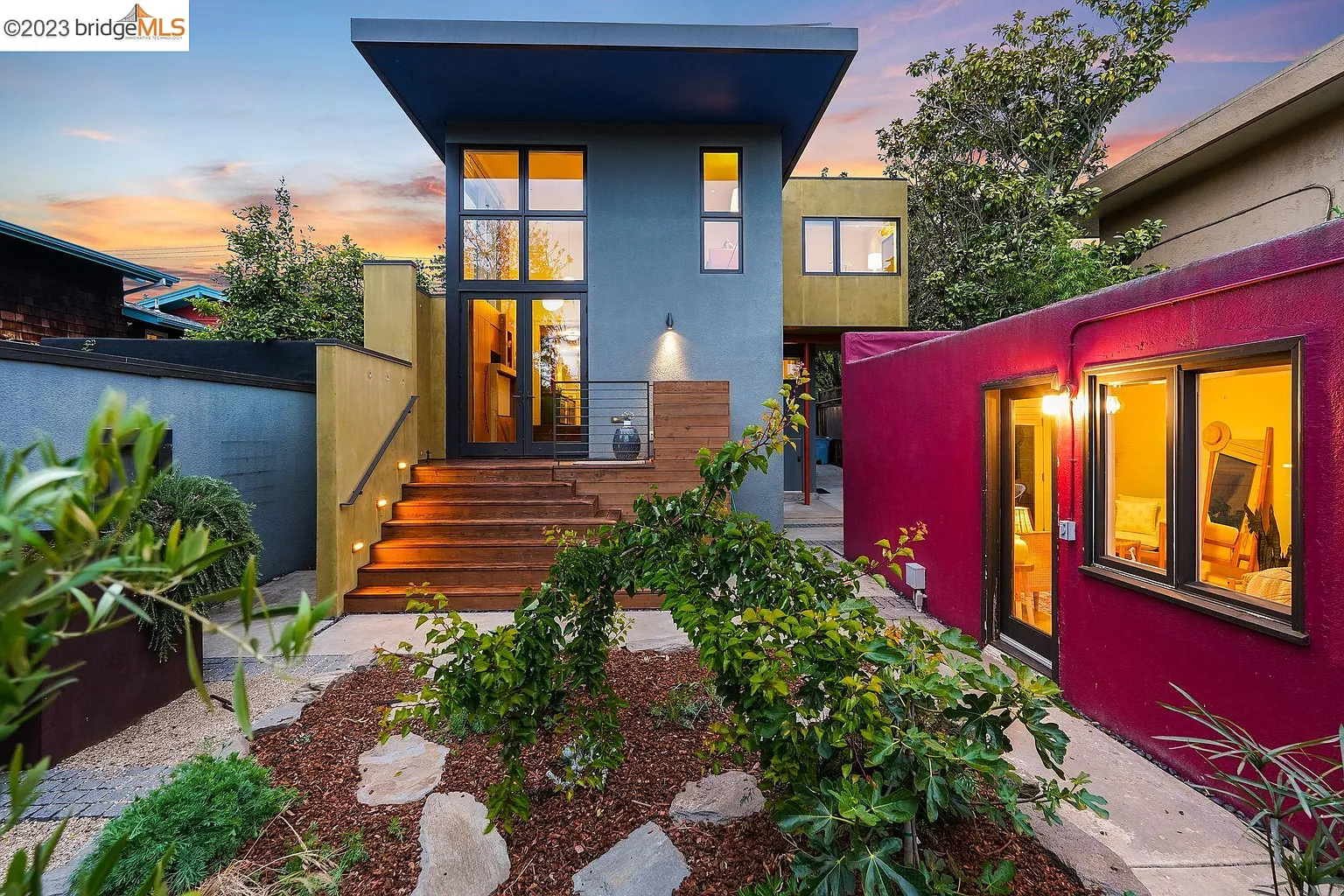 1424 Josephine St photo 1