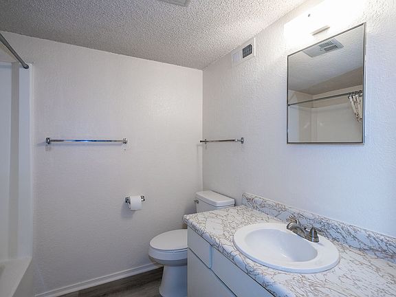 5th image of 13666 S Hickory Pl E