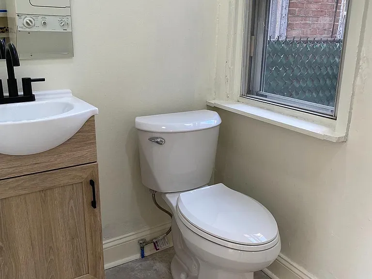 823 N Hutton St — Photo 6