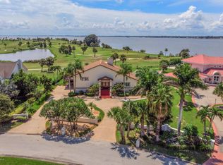 68 Country Club Rd, Cocoa Beach, FL 32931
