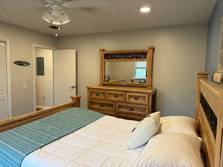 111 Seaparc Cir #C — Photo 7