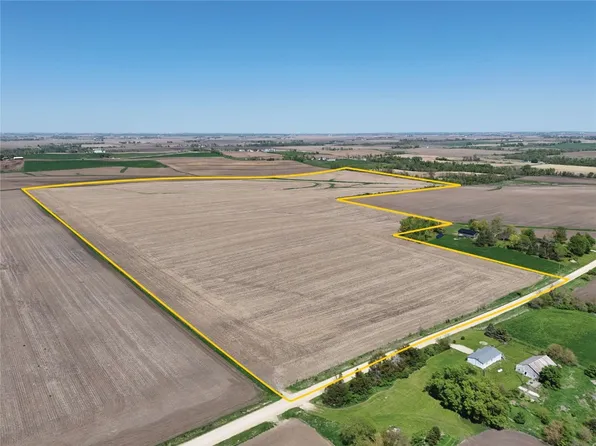 Elbow Creek Rd, Mount Vernon, IA 52314