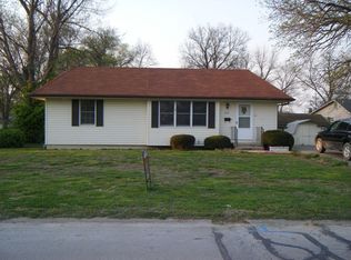 723 E Clinton St, Clinton, MO 64735