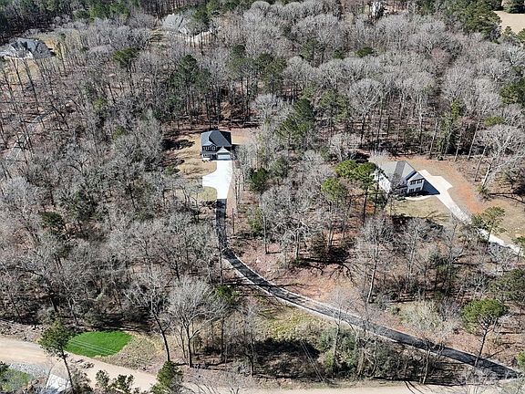 4th image of 1578 English Rd