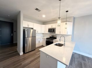 44 W Price St #303, Linden, NJ 07036