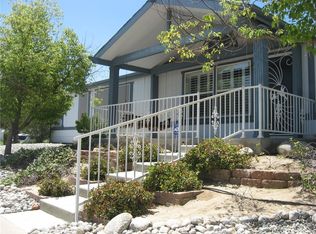 1682 Willow Leaf Dr, Hemet, CA 92545