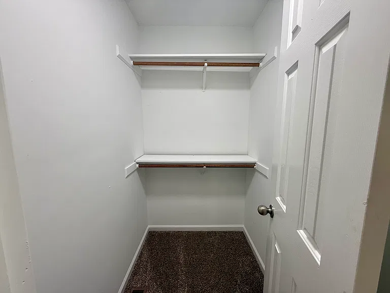 903 Delham Rd — Photo 25