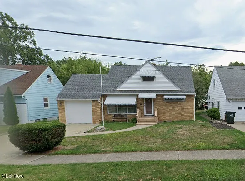 355 E 262nd St photo 1