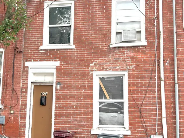 614 W 8th St, Wilmington, DE 19801