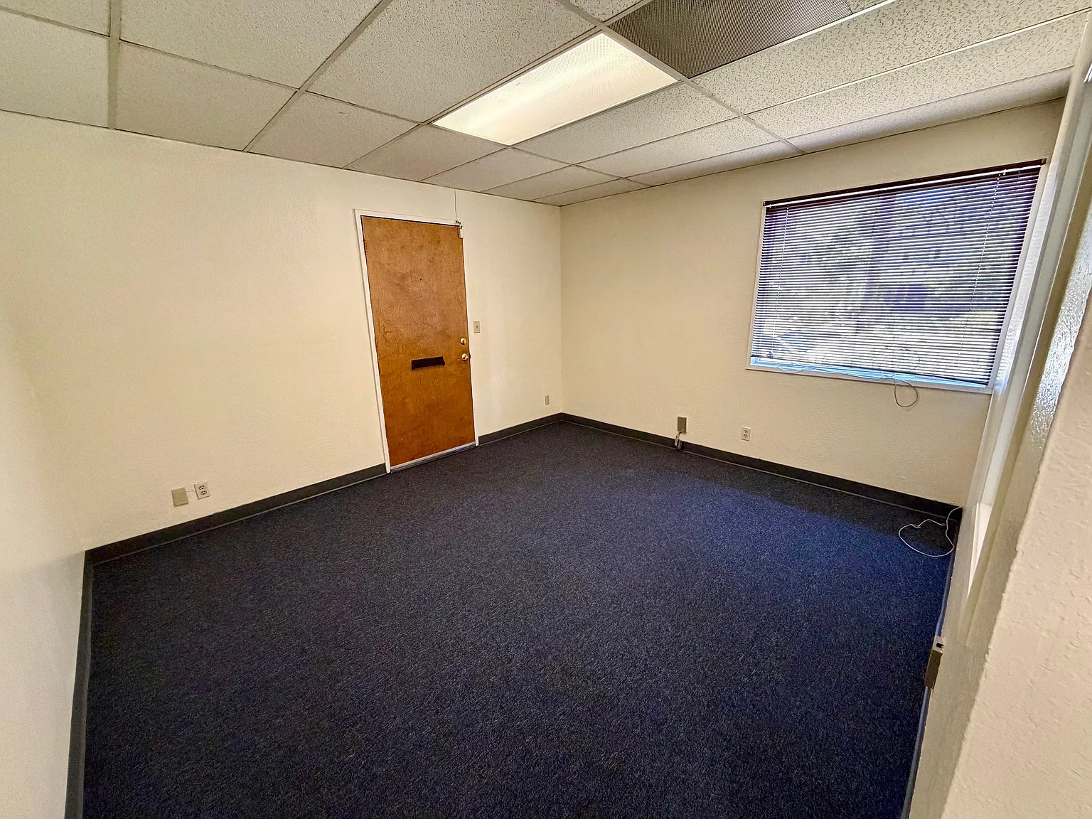 1101 Fremont (200) - Unit 103 — Photo 4