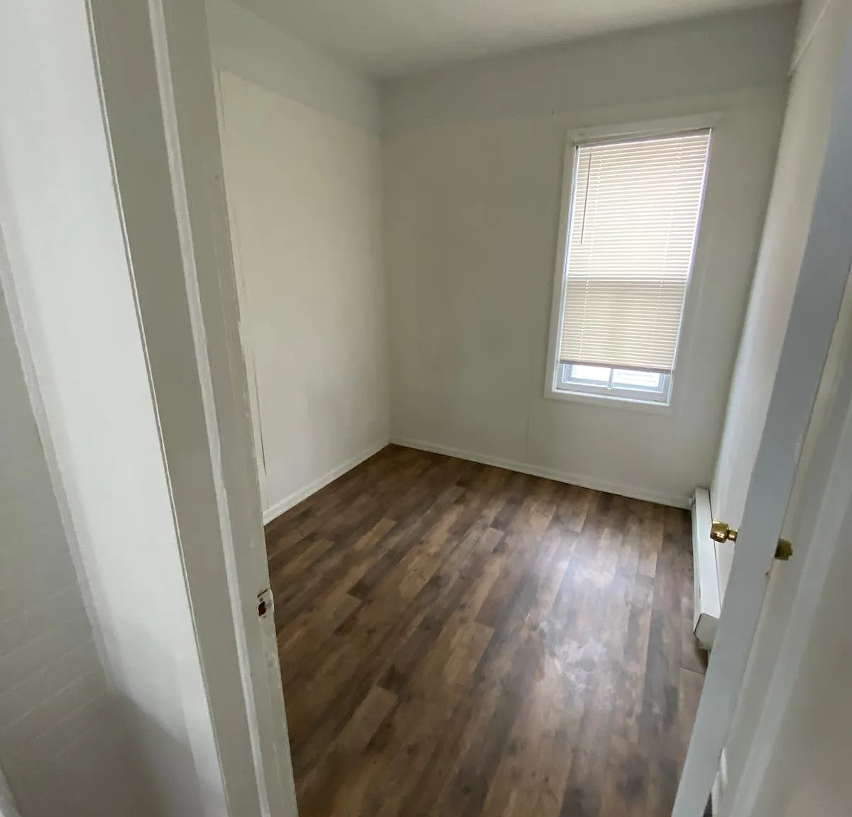 3 bed, $1,300 — Photo 1
