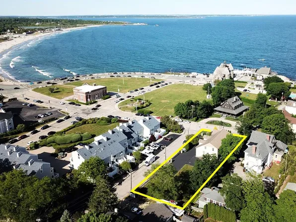 6 Courtway St, Narragansett, RI 02882