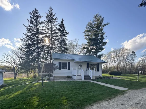 10619 W Beloit Newark Rd, Beloit, WI 53511