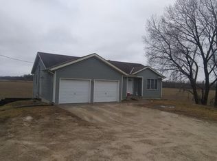 5610 Blue River Rd, Manhattan, KS 66502