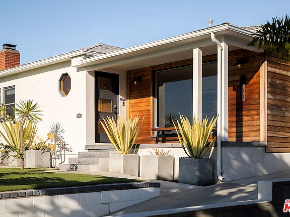 2nd image of 8130 Fordham Rd