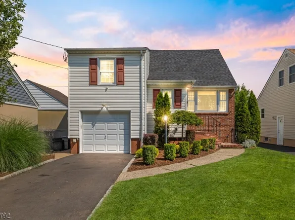 556 Locust Ave, Garwood Boro, NJ 07027