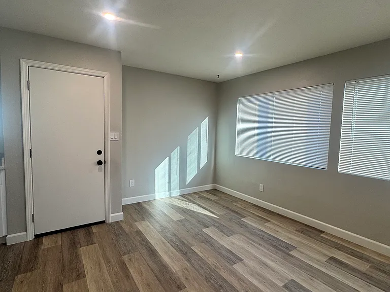 847 Turquoise St #1 — Photo 7