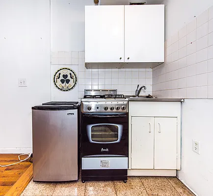 Rented by Nooklyn NYC LLC | media 15