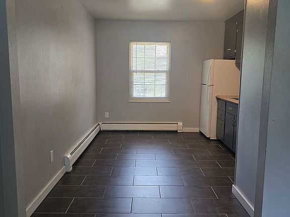 4th image of 402 11th St #6