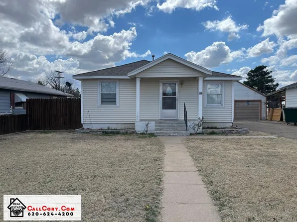 515 W West Plains St, Meade, KS 67864