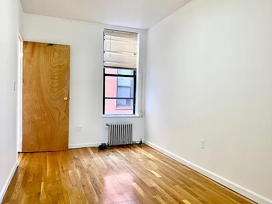 Rented by Parlor Real Estate Corp | media 19