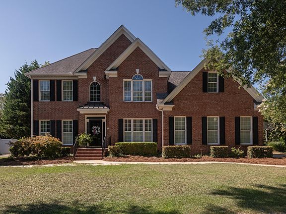 2nd image of 602 Remington Dr #2