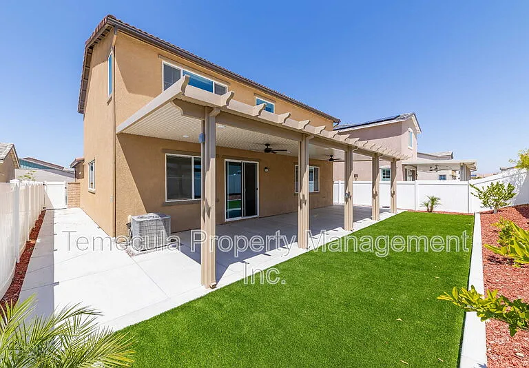 1816 Tapaderos St — Photo 19