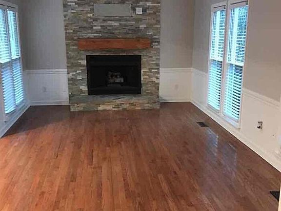5th image of 16507 Grapperhall Dr