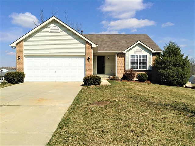 1st image of 40 Meadowlands Dr