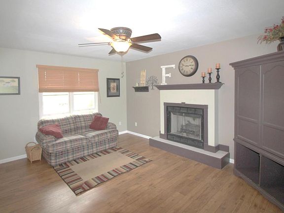 4th image of 1509 Independence Dr