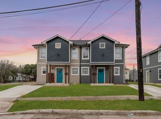 903 Dawson, San Antonio, TX 78202