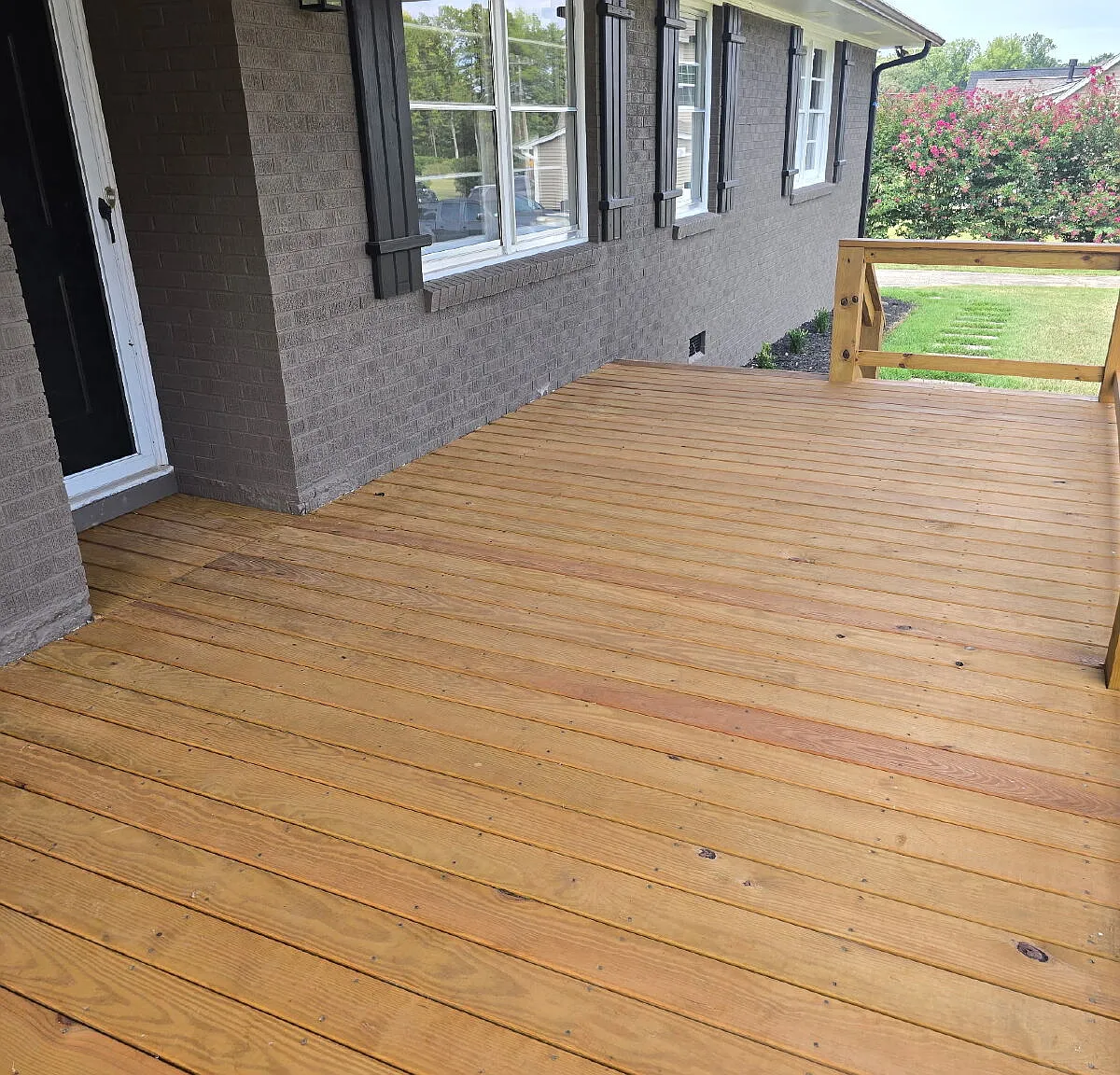 2 bed, 1.0 bath, $1,950 — Photo 2