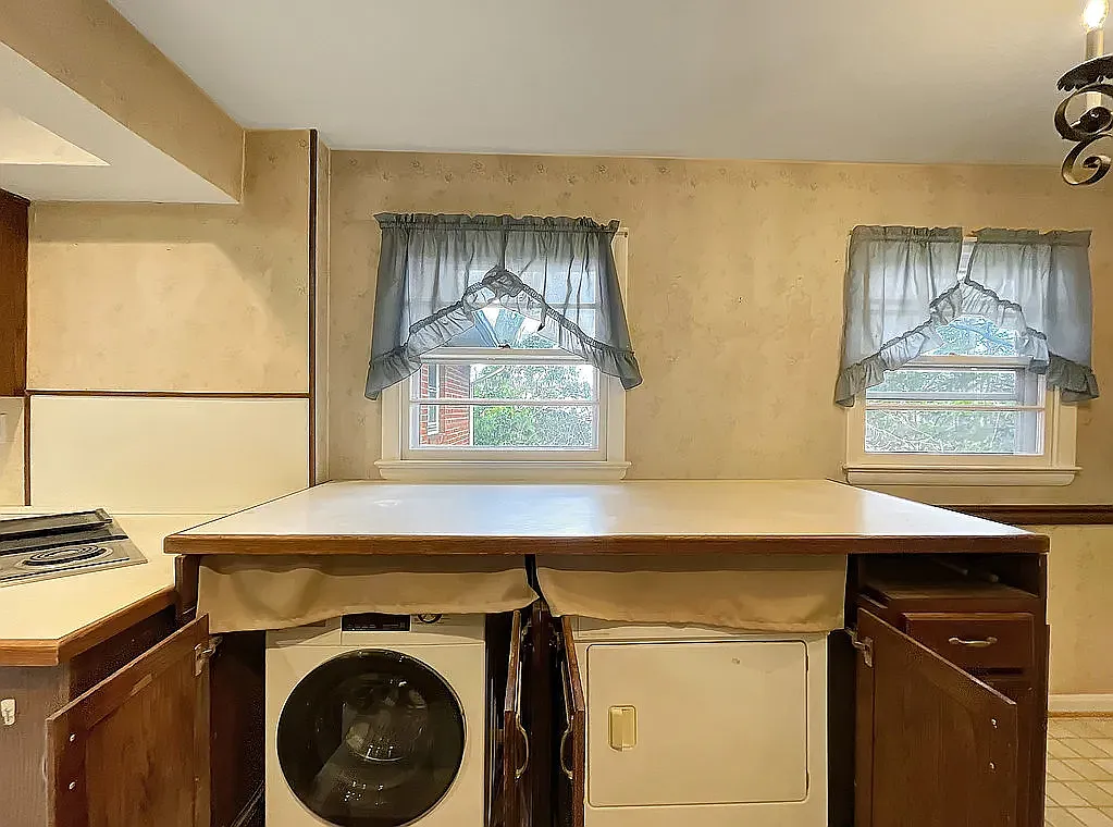 1 bed, $1,200 — Photo 4